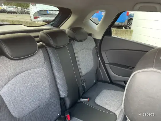 RENAULT CAPTUR - voiture d'occasion - Photo 11