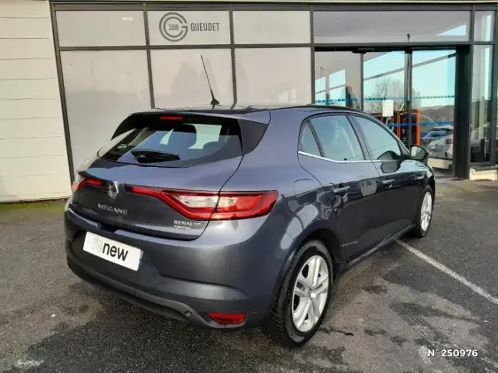 RENAULT MEGANE IV - voiture d'occasion - Photo 4