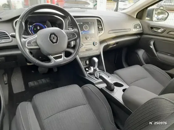 RENAULT MEGANE IV - voiture d'occasion - Photo 9