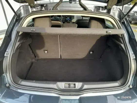 RENAULT MEGANE IV - voiture d'occasion - Photo 7