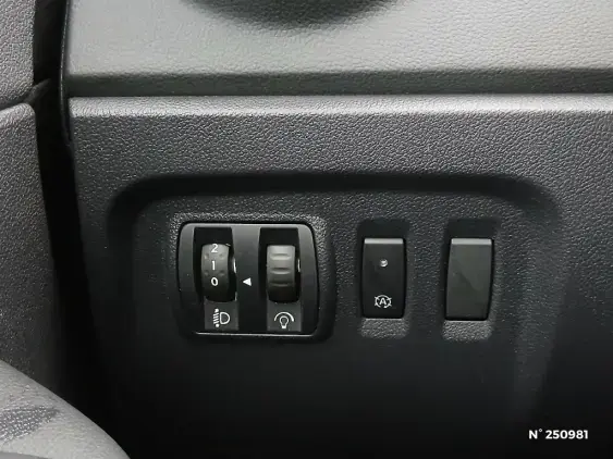 RENAULT CAPTUR - voiture d'occasion - Photo 15