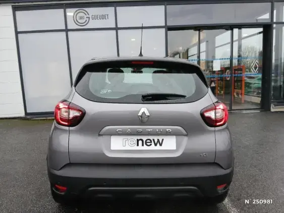 RENAULT CAPTUR - voiture d'occasion - Photo 6