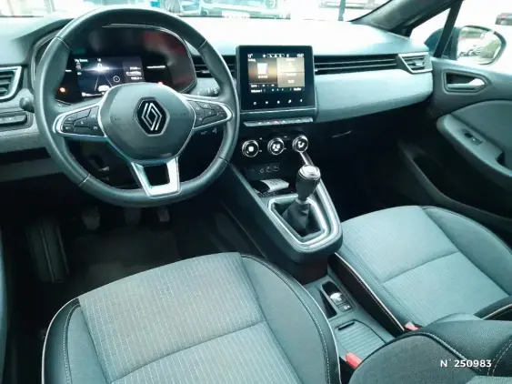 RENAULT CLIO V - voiture d'occasion - Photo 9