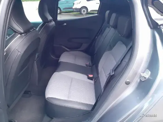 RENAULT CLIO V - voiture d'occasion - Photo 11