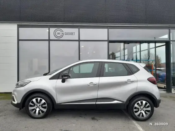 RENAULT CAPTUR - voiture d'occasion - Photo 2