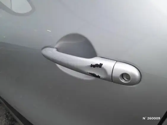 RENAULT CAPTUR - voiture d'occasion - Photo 24