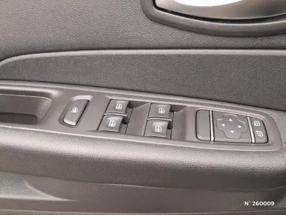 RENAULT CAPTUR - voiture d'occasion - Photo 25