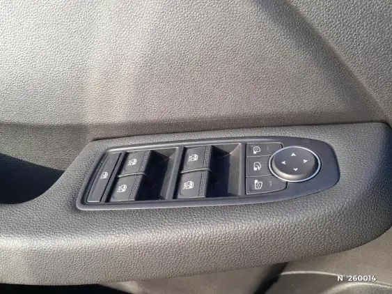 RENAULT CLIO V - voiture d'occasion - Photo 24