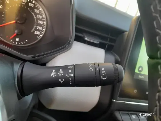 RENAULT CLIO V - voiture d'occasion - Photo 25