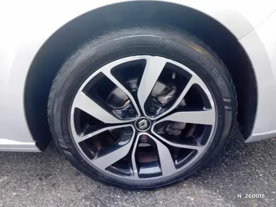 RENAULT MEGANE IV - voiture d'occasion - Photo 8