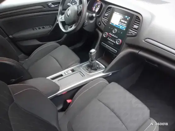 RENAULT MEGANE IV - voiture d'occasion - Photo 10