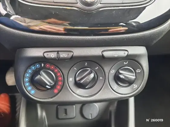 OPEL CORSA E - voiture d'occasion - Photo 15