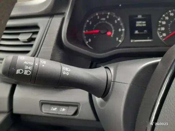 RENAULT TRAFIC FG III - voiture d'occasion - Photo 23