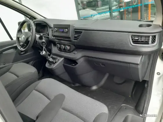 RENAULT TRAFIC FG III - voiture d'occasion - Photo 10