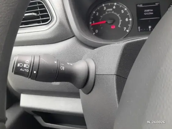 RENAULT MASTER III - voiture d'occasion - Photo 25