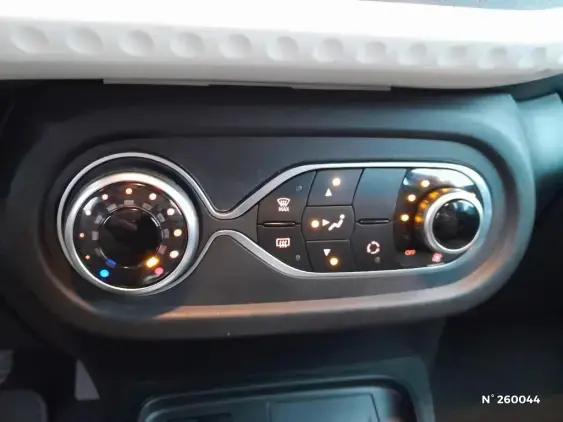 RENAULT TWINGO ELECTRIQUE III - voiture d'occasion - Photo 14