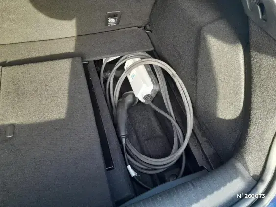 RENAULT MEGANE IV - voiture d'occasion - Photo 23