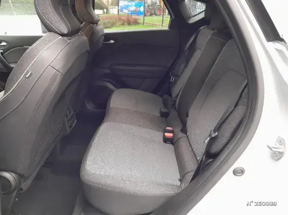 RENAULT CAPTUR II - voiture d'occasion - Photo 11