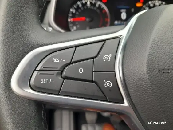 RENAULT CLIO V - voiture d'occasion - Photo 23