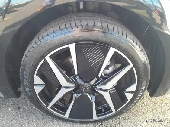 PEUGEOT 208 ELECTRIQUE II - voiture d'occasion - Photo 8