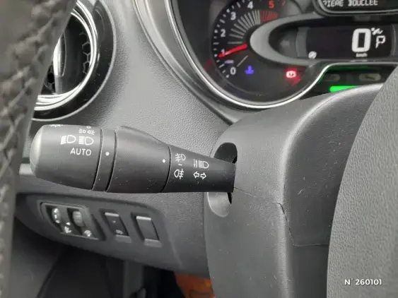 RENAULT CAPTUR - voiture d'occasion - Photo 25