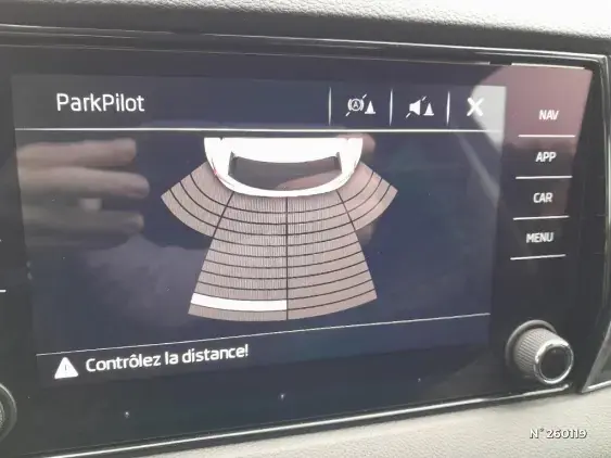 SKODA KAROQ - voiture d'occasion - Photo 14