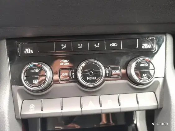 SKODA KAROQ - voiture d'occasion - Photo 15