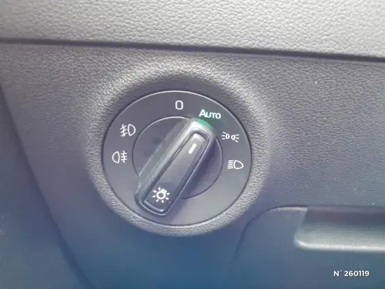 SKODA KAROQ - voiture d'occasion - Photo 23