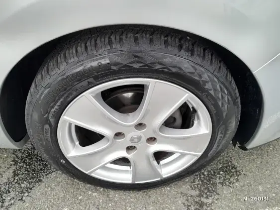 RENAULT CLIO IV - voiture d'occasion - Photo 8