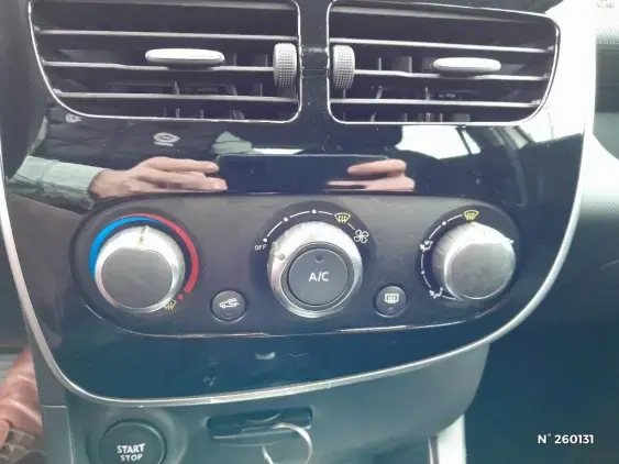 RENAULT CLIO IV - voiture d'occasion - Photo 15