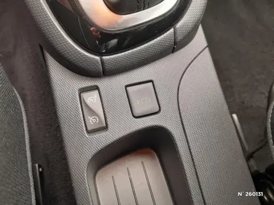 RENAULT CLIO IV - voiture d'occasion - Photo 23