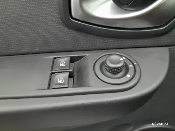 RENAULT CLIO IV - voiture d'occasion - Photo 25