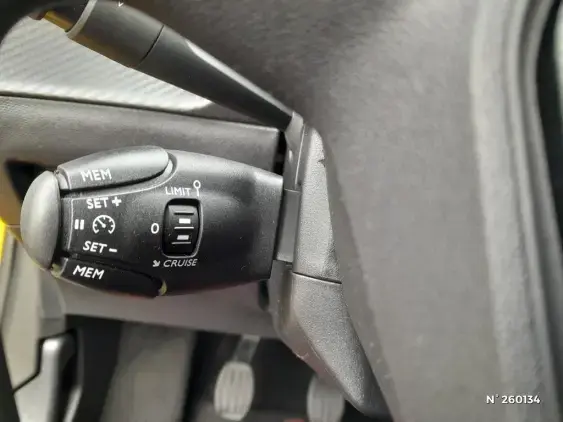 PEUGEOT 208 BUSINESS R II - voiture d'occasion - Photo 15