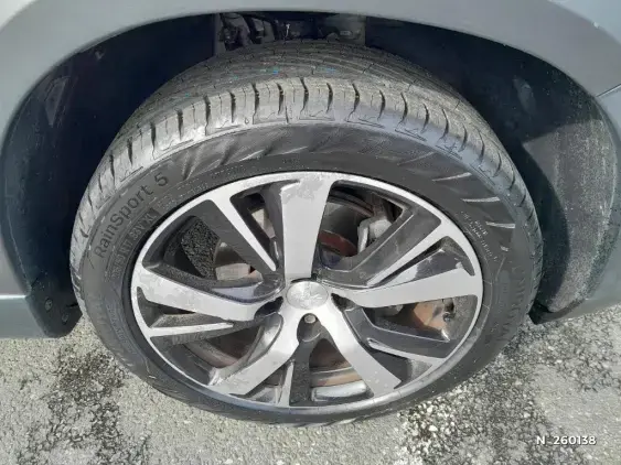 PEUGEOT 2008 - voiture d'occasion - Photo 8