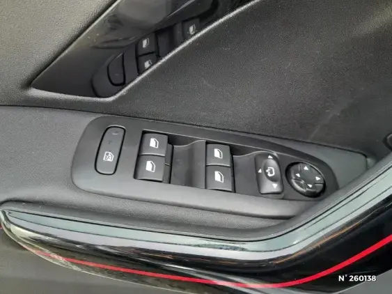 PEUGEOT 2008 - voiture d'occasion - Photo 24