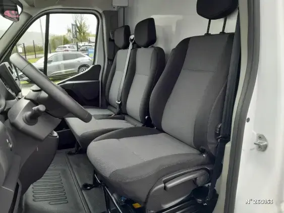 RENAULT MASTER III - voiture d'occasion - Photo 11