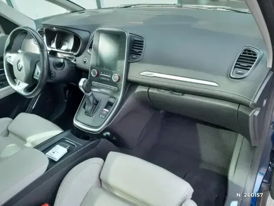 RENAULT SCENIC IV - voiture d'occasion - Photo 10