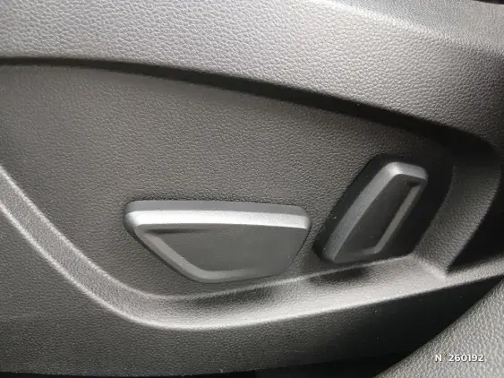 RENAULT CAPTUR II - voiture d'occasion - Photo 24