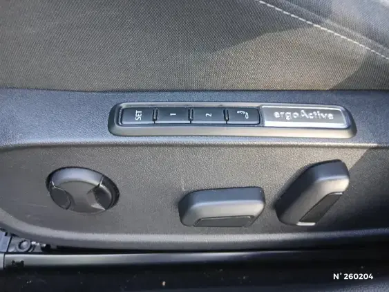 VOLKSWAGEN GOLF VIII - voiture d'occasion - Photo 24