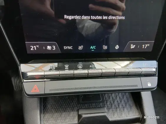 RENAULT MEGANE V - voiture d'occasion - Photo 15