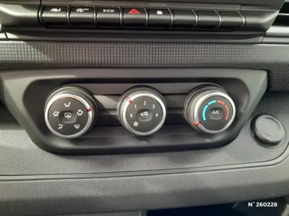 RENAULT TRAFIC III - voiture d'occasion - Photo 15