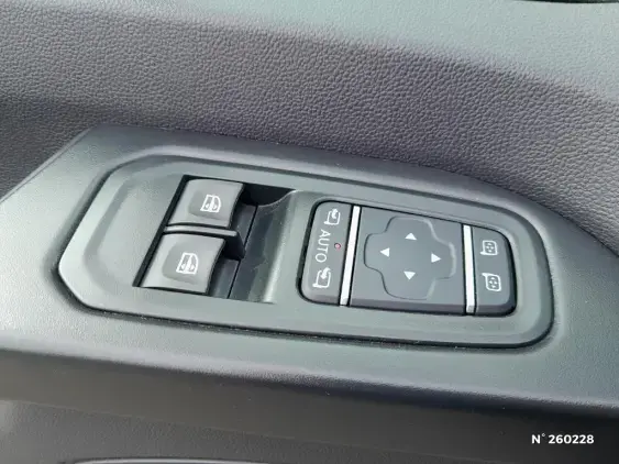 RENAULT TRAFIC III - voiture d'occasion - Photo 27