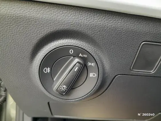 SEAT ARONA - voiture d'occasion - Photo 24