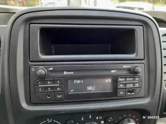 RENAULT TRAFIC FG III - voiture d'occasion - Photo 13