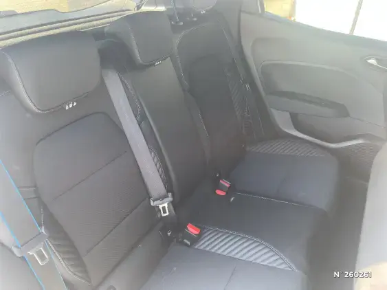 RENAULT CLIO V - voiture d'occasion - Photo 11