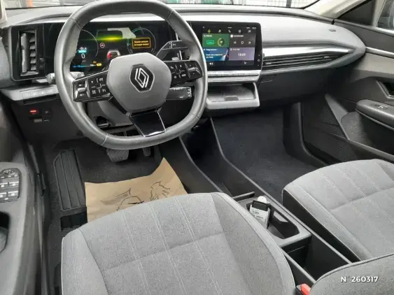 RENAULT MEGANE V - voiture d'occasion - Photo 9