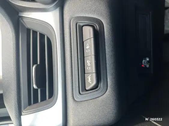 RENAULT CAPTUR II - voiture d'occasion - Photo 15
