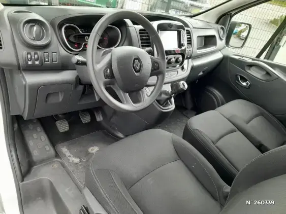 RENAULT TRAFIC FG III - voiture d'occasion - Photo 9