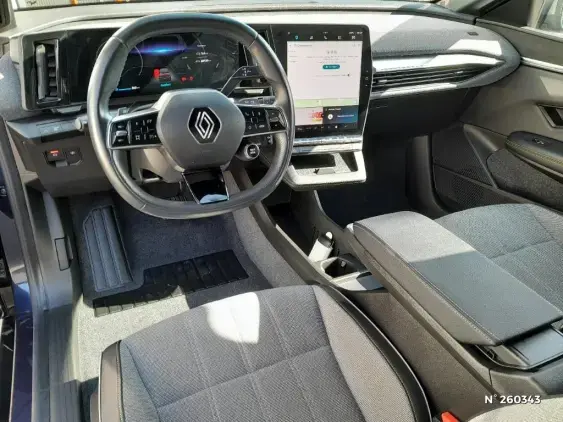 RENAULT MEGANE V - voiture d'occasion - Photo 9