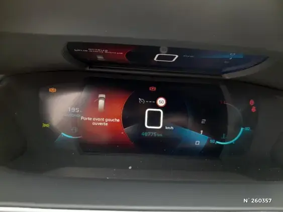 PEUGEOT 2008 II - voiture d'occasion - Photo 12
